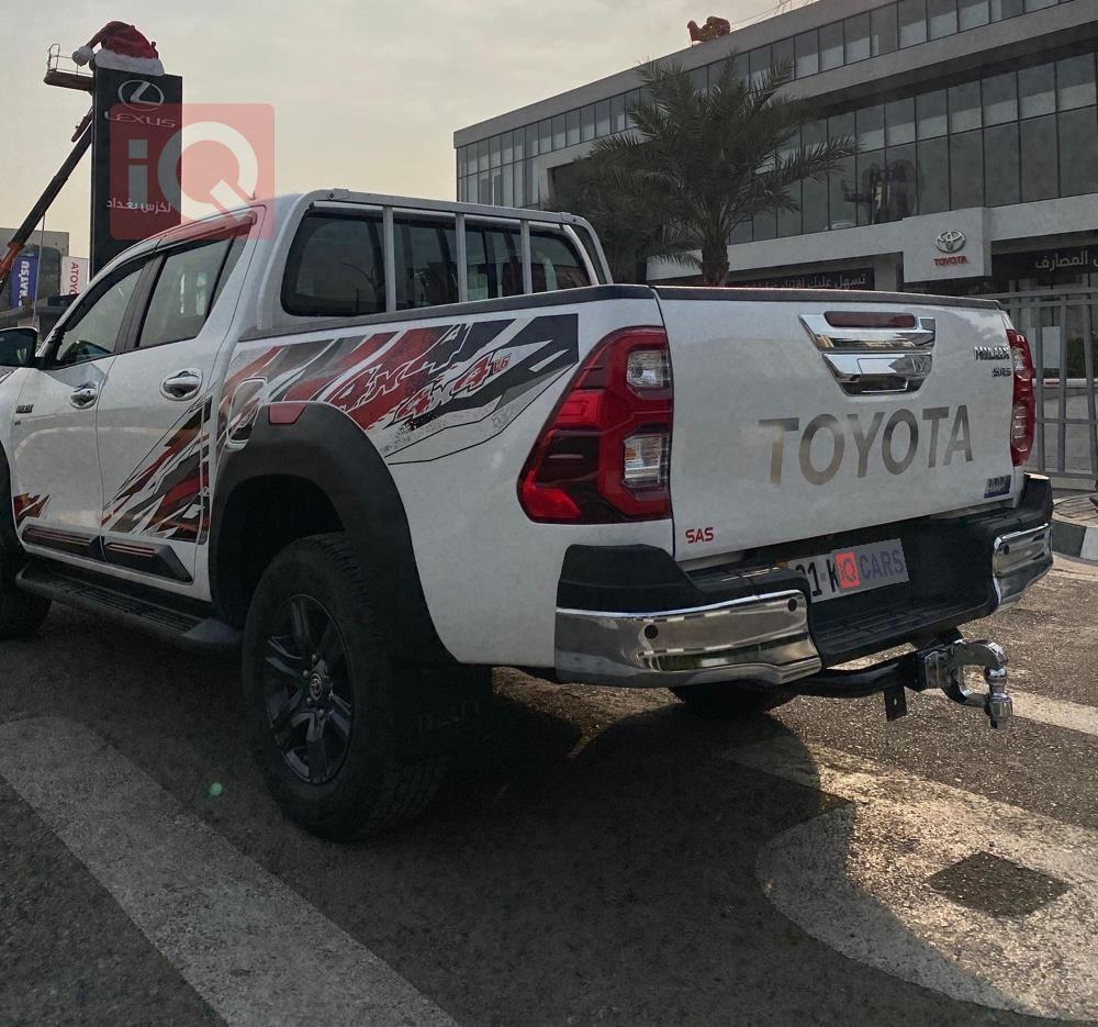 تويوتا هايلوكس